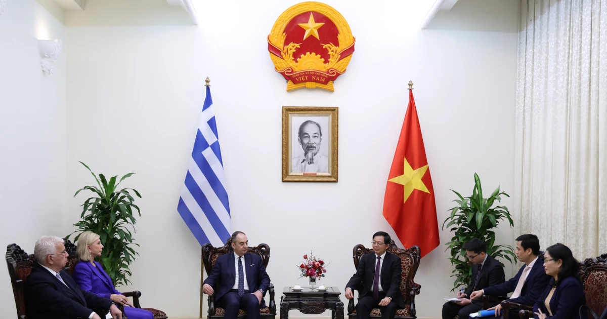 Vietnam wishes to lift ties with Greece to new level: Deputy PM