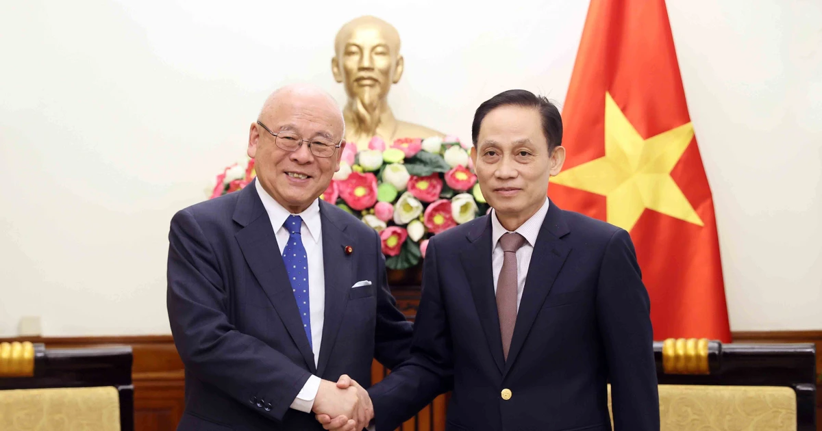 Foreign Minister welcomes Special Advisor to Japan-Vietnam Parliamentary Friendship Alliance