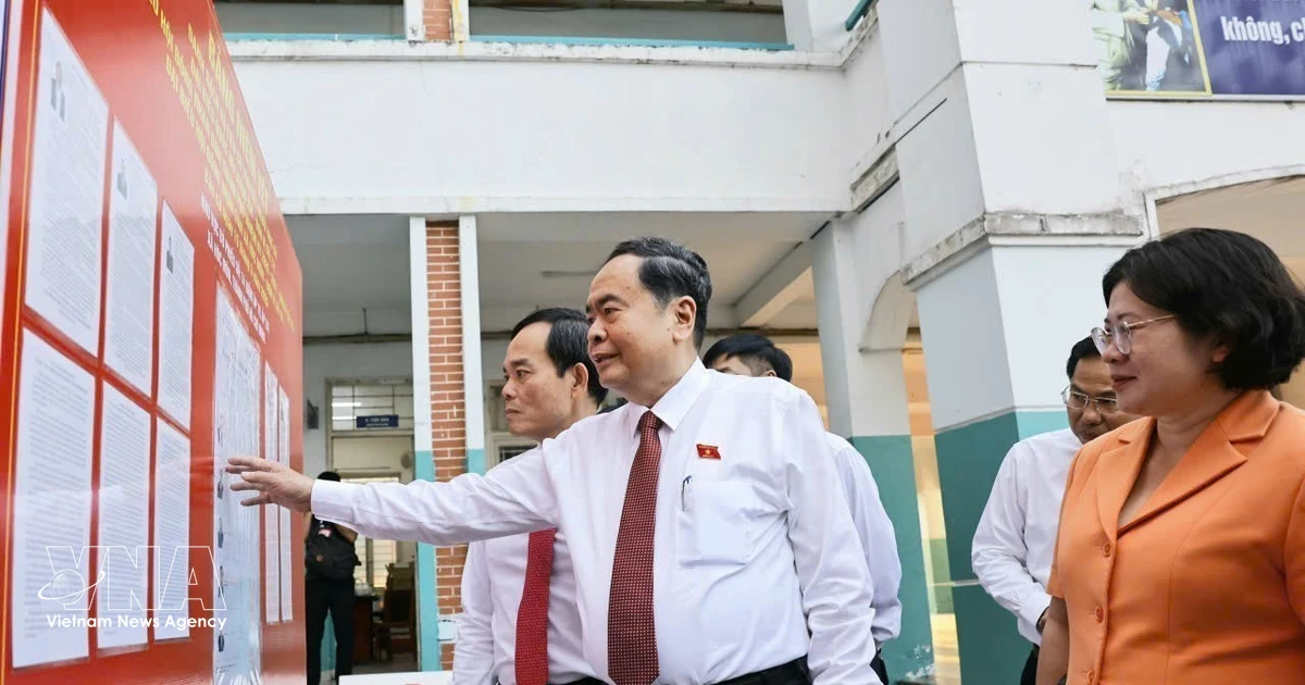 National Assembly Chairman inspects election preparations, casts ballots in Ho Chi Minh City