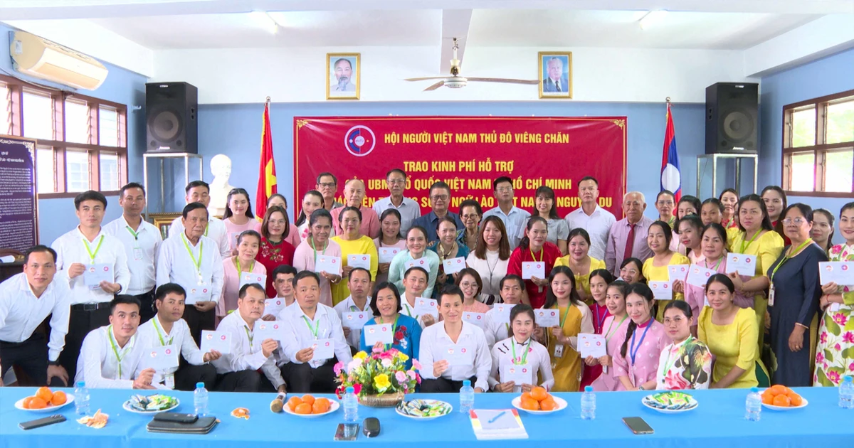Vietnam extends support to teachers of Nguyen Du Lao-Vietnamese bilingual school