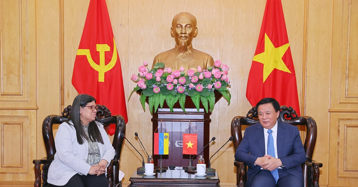 Vietnam, Venezuela boost cooperation in training, research