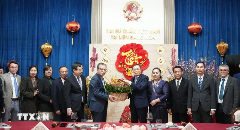Vietnam, Laos share festive spirit ahead of Lunar New Year 2026
