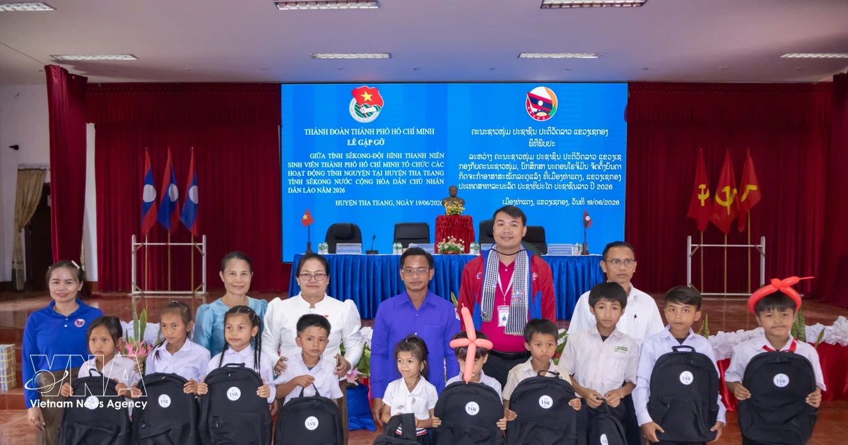 Vietnamese, Lao youth strengthen bonds, contribute to bilateral ties
