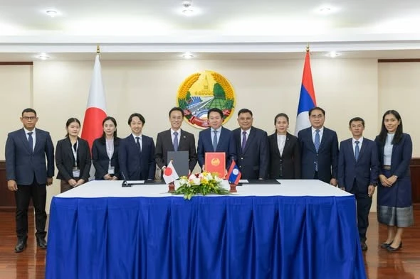 Laos, Japan boosts cooperation in training human resources