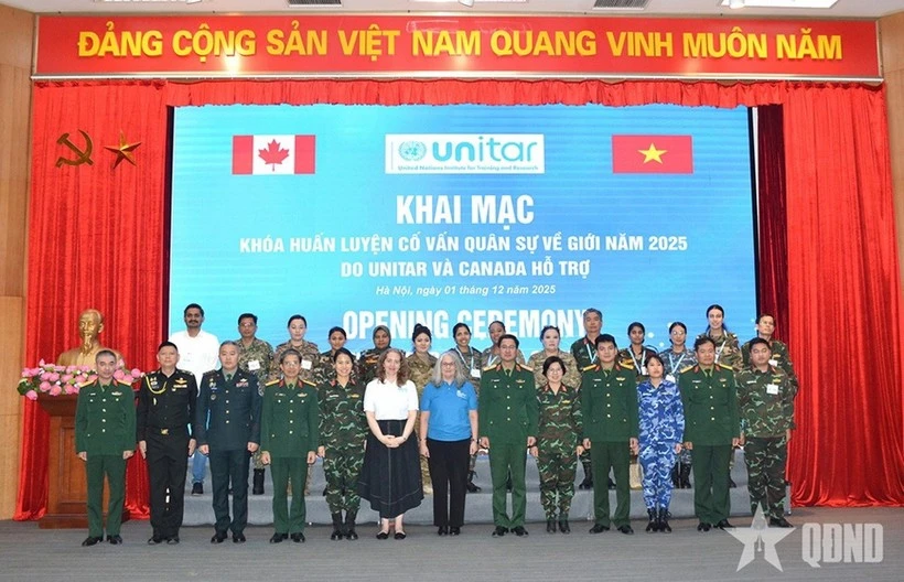 Gender-focused military adviser training course opens in Hanoi