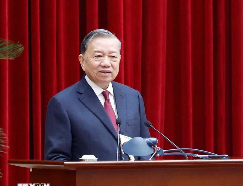 Vietnamese Party chief's article highlights mettle, wisdom, and achievements of Laos after 50 years of founding