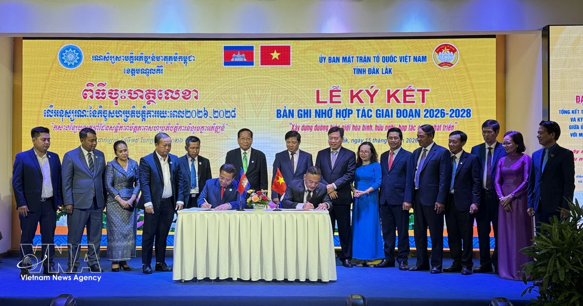 Vietnam, Cambodia strengthen cooperation to build friendly border