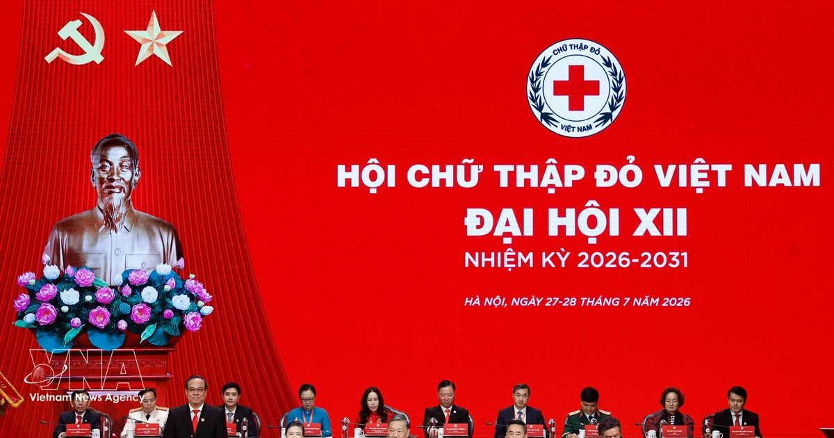 Top leader becomes Honorary President of Vietnam Red Cross Society
