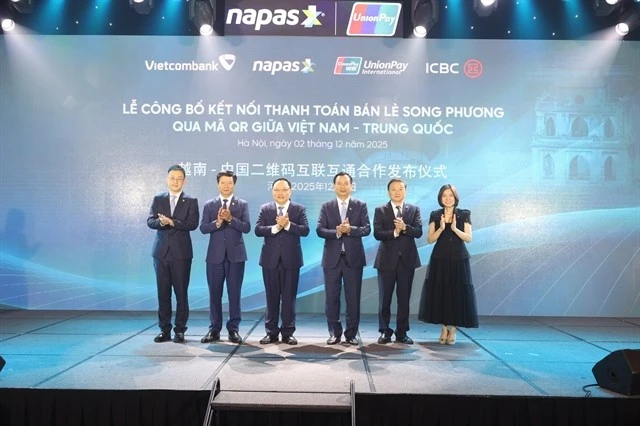 The ceremony launching the QR-code retail payment connectivity between Vietnam and China (Photo courtesy of NAPAS)
