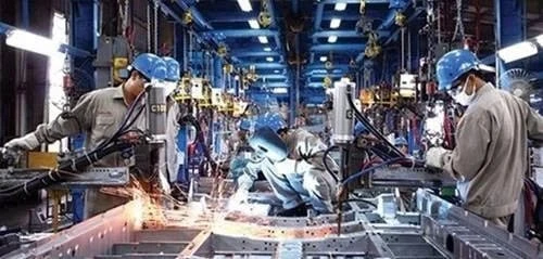 Thailand's factory output declines in August