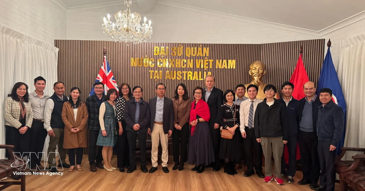 Vietnamese youth in Australia carry forward President Ho Chi Minh’s legacy in building prosperous, happy nation