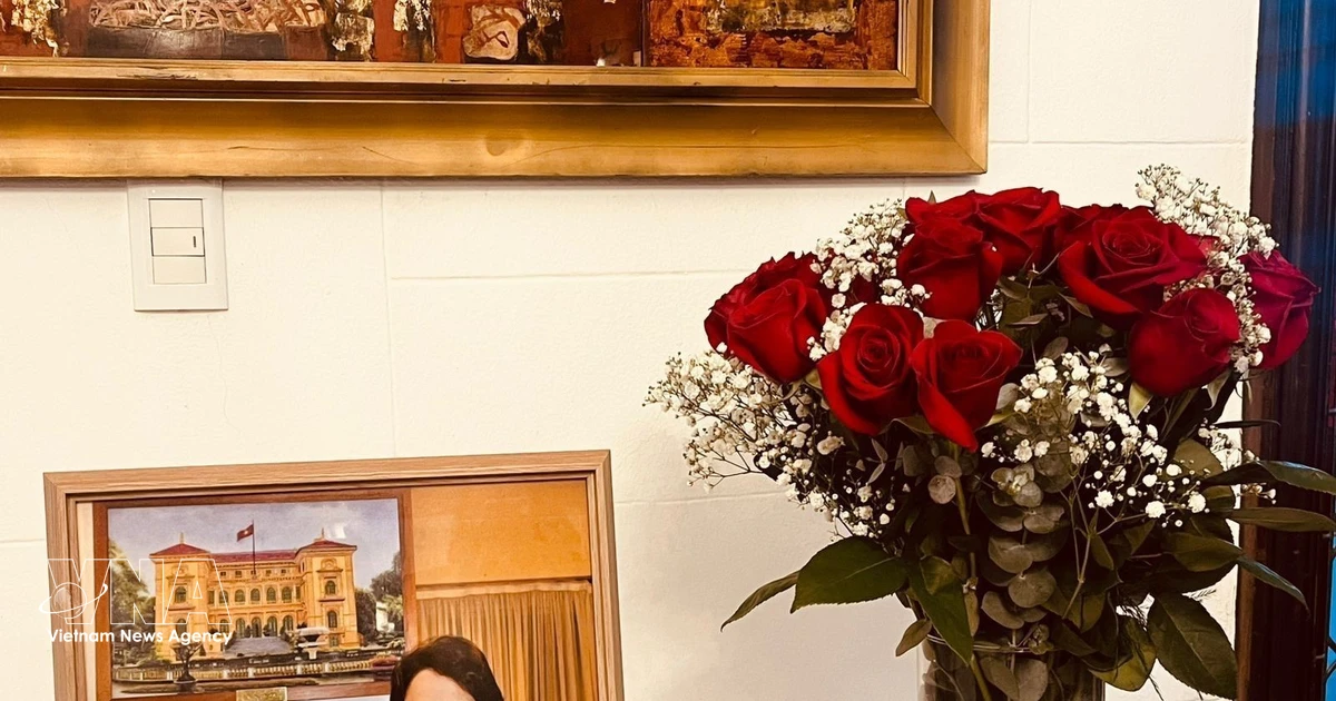 Vietnamese Embassy holds memorial ceremony for Argentine friend Poldi Sosa Schmidt