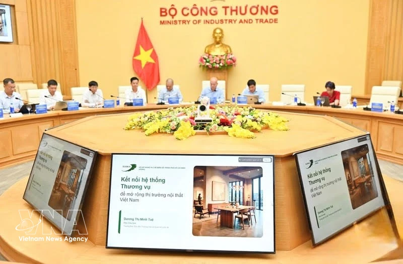 Vietnamese trade offices push rapid adaptation for H2 export growth