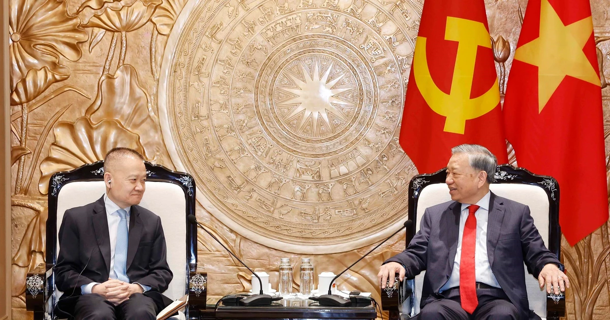 Party General Secretary receives special envoy of top Chinese leader