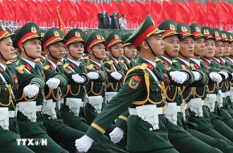 A formulation of army officers at the parade marking the 80th anniversary of the August Revolution and National Day (September 2). (Photo: VNA)