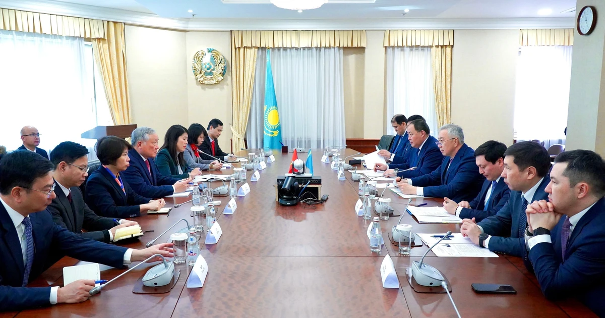 Vietnam, Kazakhstan join hands to build economic-financial connectivity corridor