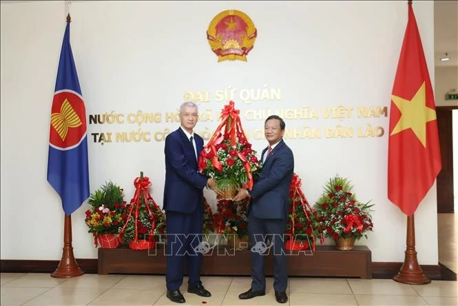 Laos congratulates Vietnam on 80-year achievements