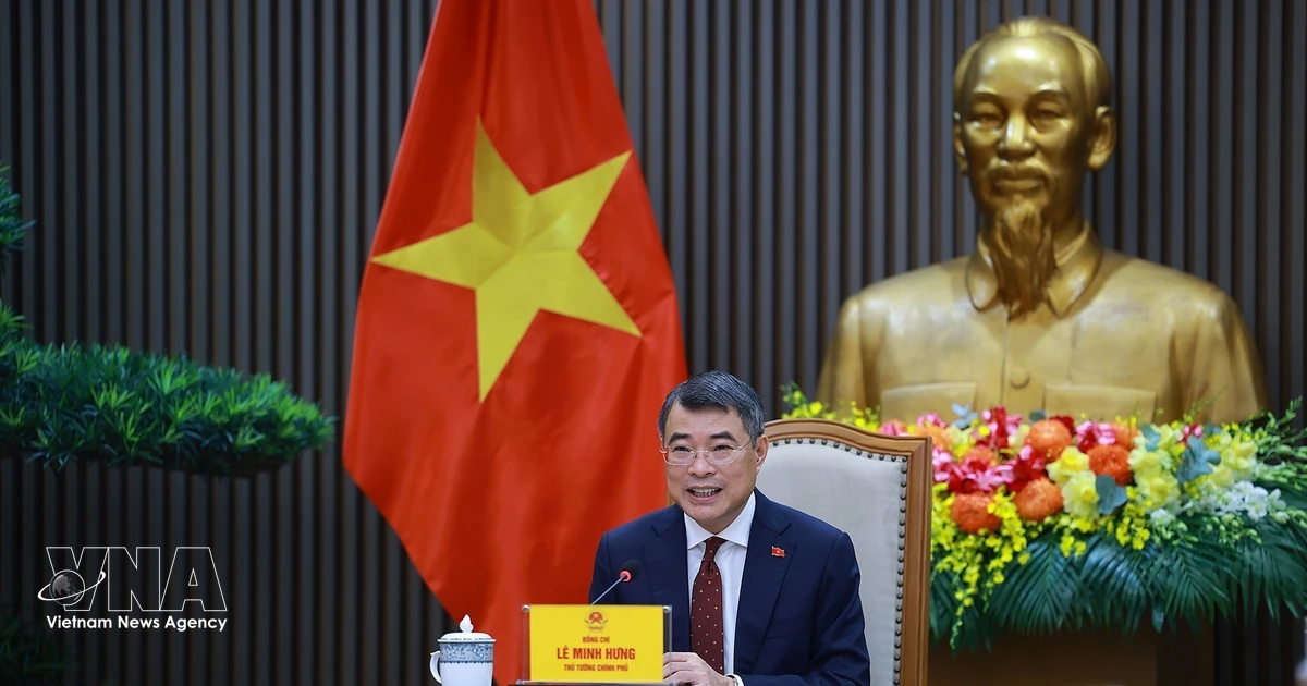 Vietnam, China promote development strategy connectivity, substantive cooperation