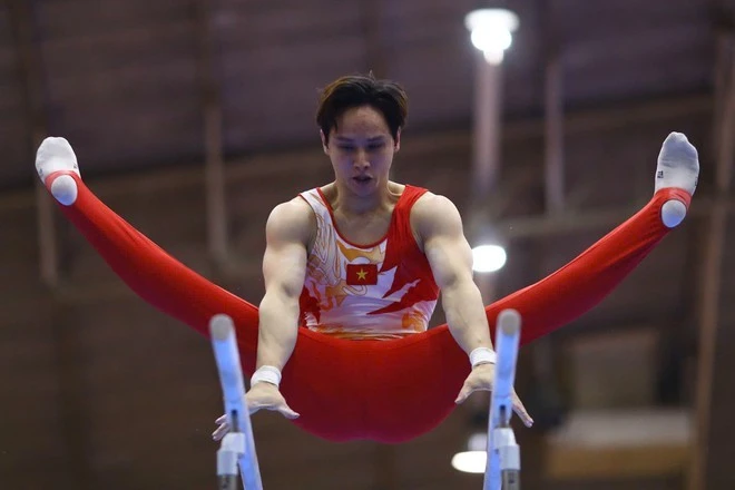 SEA Games 33: More golds for Vietnam in gymnastics, pétanque