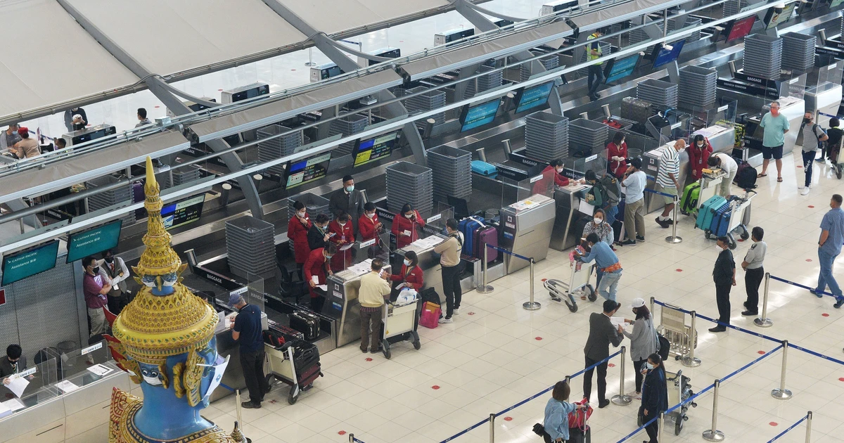 Thailand adjusts visa policy to balance tourism and security