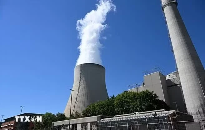 Malaysia calls on ASEAN not to sideline nuclear power in energy transition