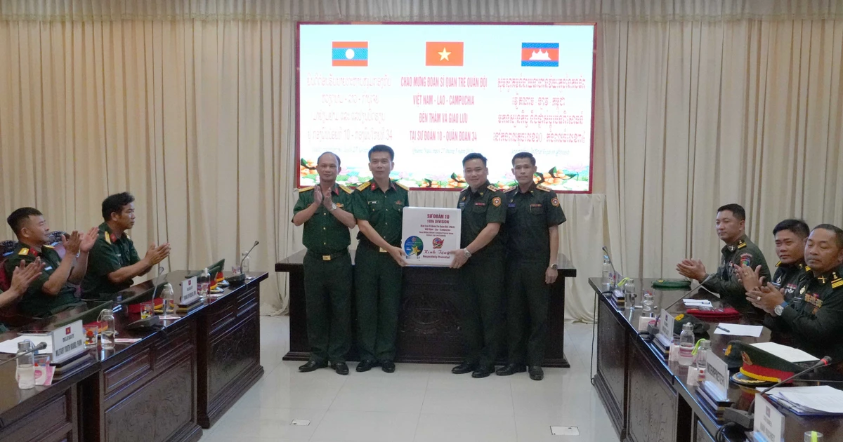 Young army officers of Vietnam, Laos, Cambodia bolster solidarity