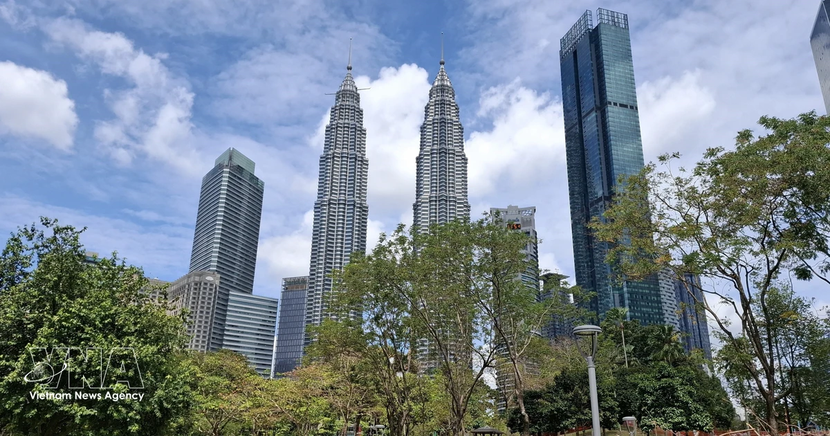 Four key risks cloud Malaysia's economic outlook in H2 2026