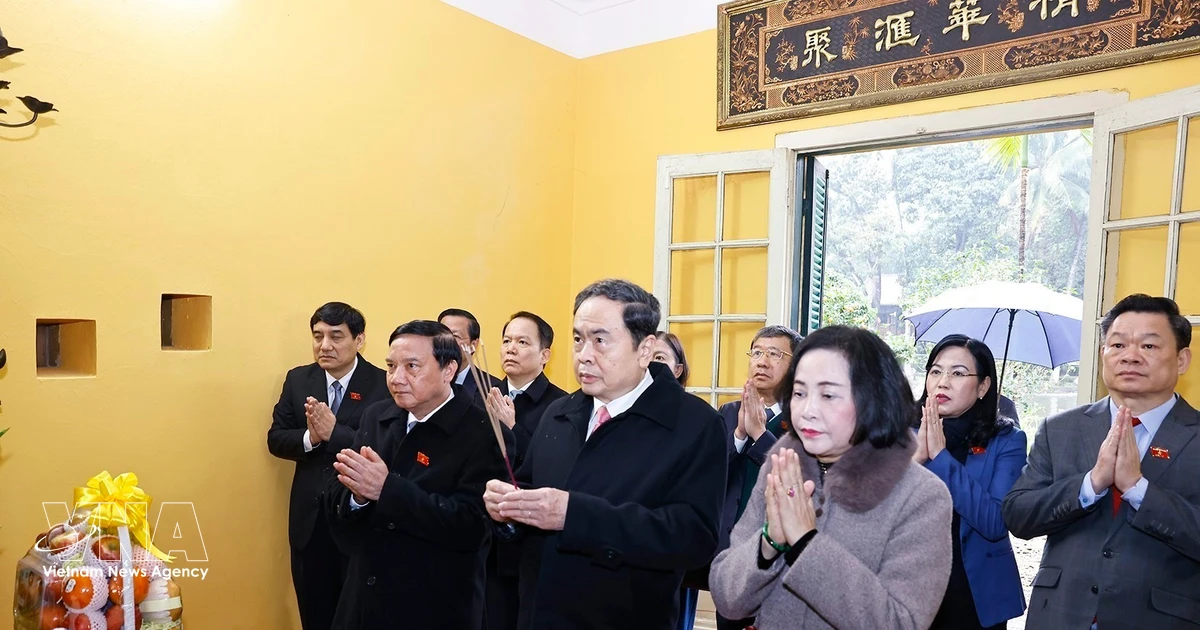 NA Chairman pays tribute to President Ho Chi Minh at House 67 ahead of Tet