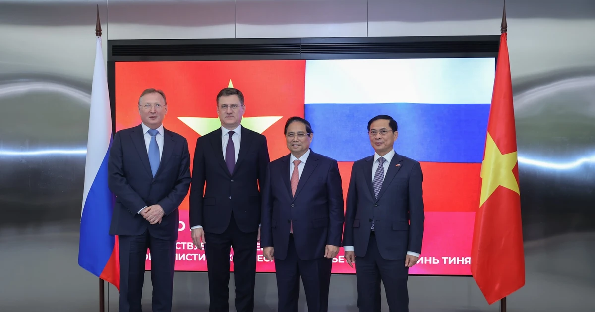 Prime Minister visits, works with Vietnam’s leading oil and gas partner in Russia