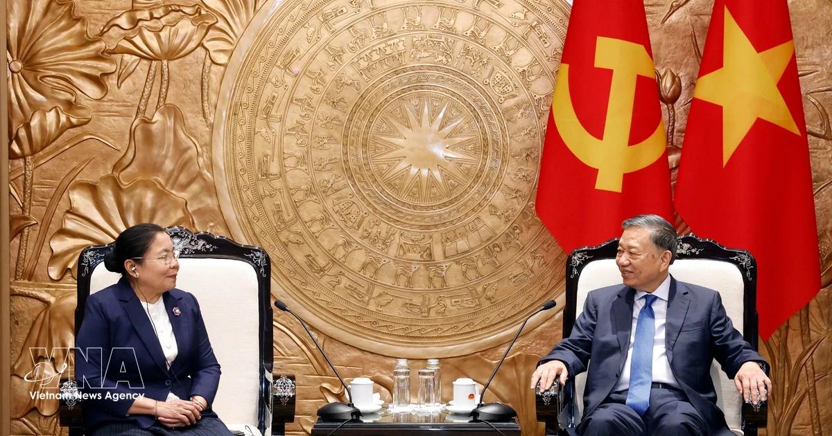 Favourable conditions created for stronger cooperation between Vietnamese, Lao Party organisation commissions: top leader