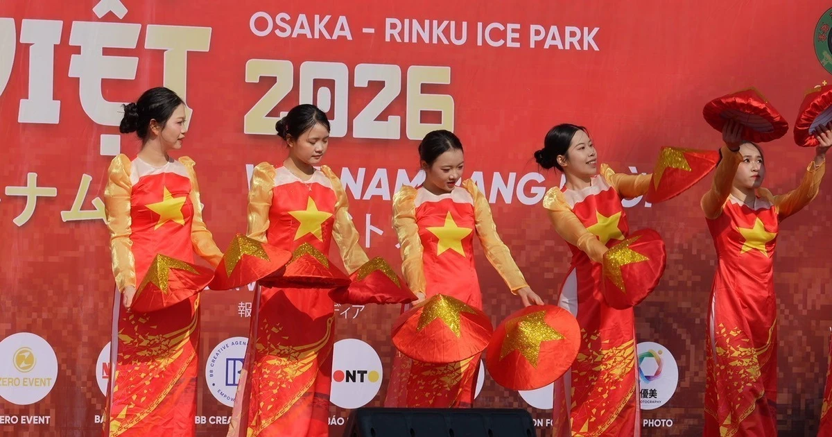 Tet event in Japan celebrates success of 14th National Party Congress