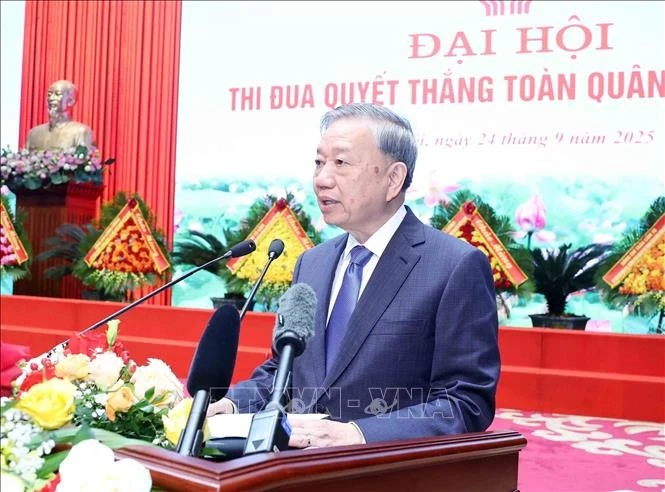 Party General Secretary To Lam addresses the 11th Whole-military "Determined to win" Emulation Congress for the 2020–2025 period. (Photo: VNA)
