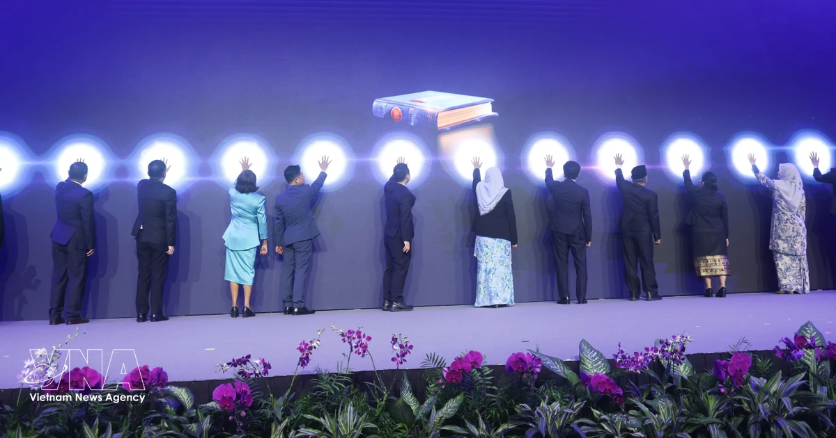 Vietnam attends ASEAN Education Ministers’ Meeting and related meetings in Singapore