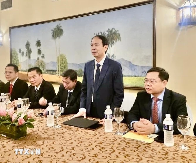 Vietnam, Cuba strengthen cooperation in educational publishing