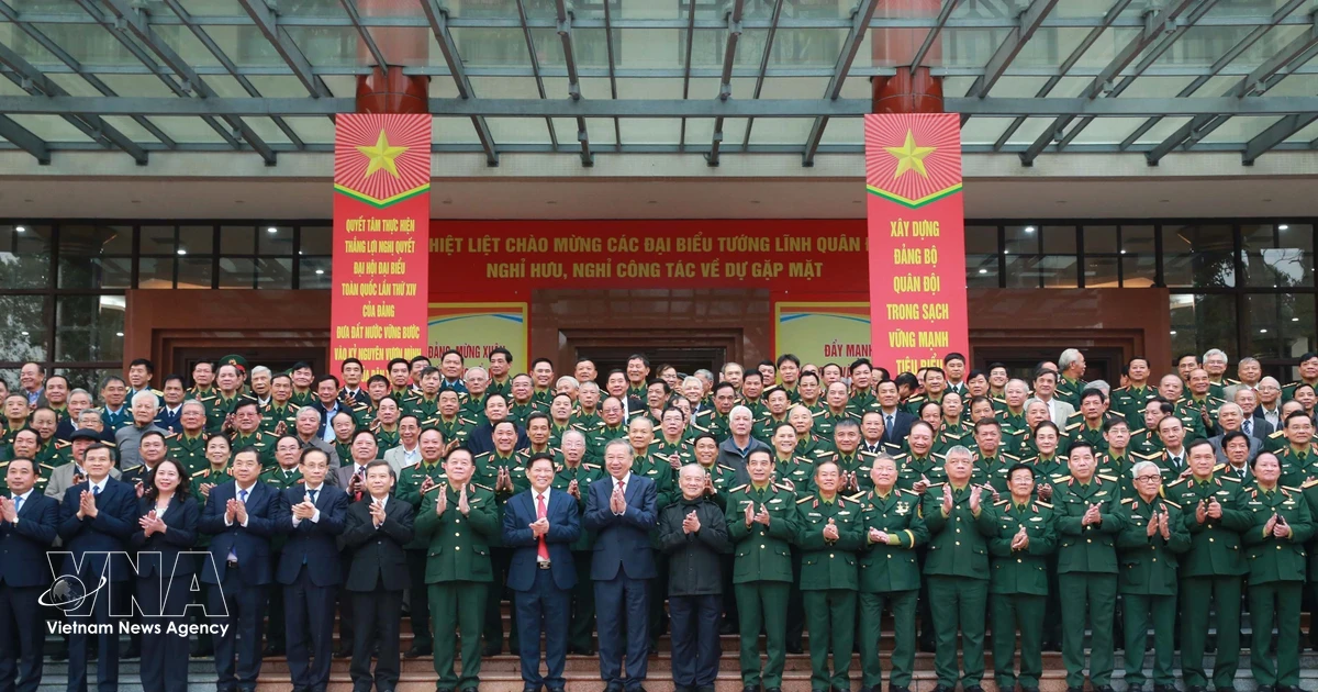 Party chief meets with retired military generals ahead of Lunar New Year Festival