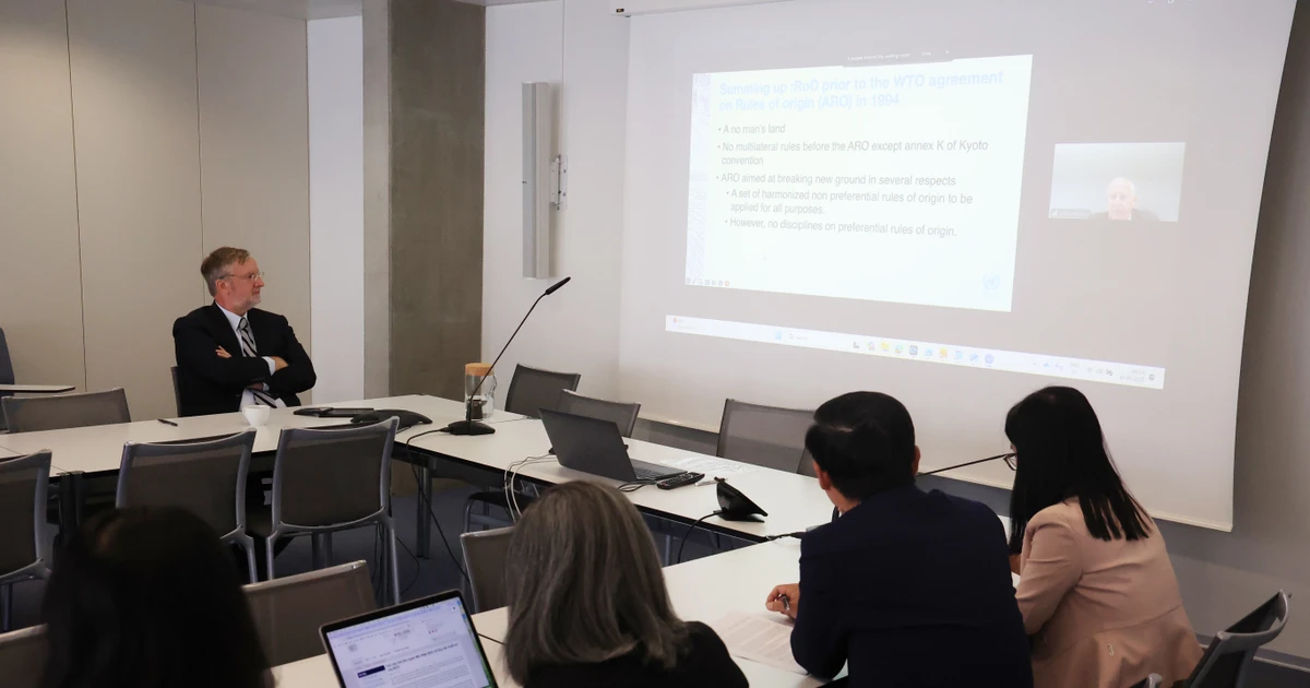 An expert from the Advisory Centre on WTO Law shares his insights on the rules of origin. (Photo: VNA)