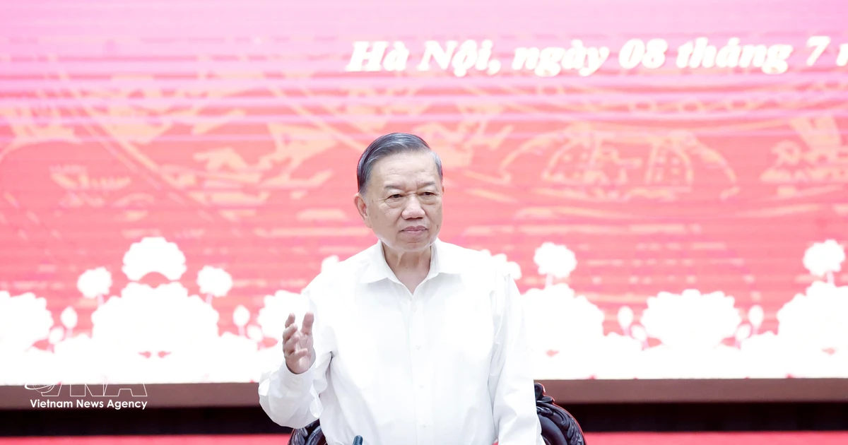 Top leader urges Hanoi to pursue faster, higher-quality growth
