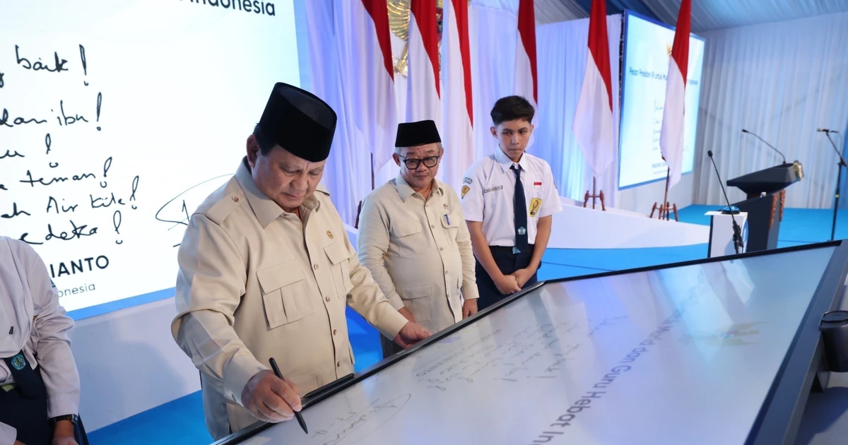 Indonesia launches classroom digitalisation programme nationwide