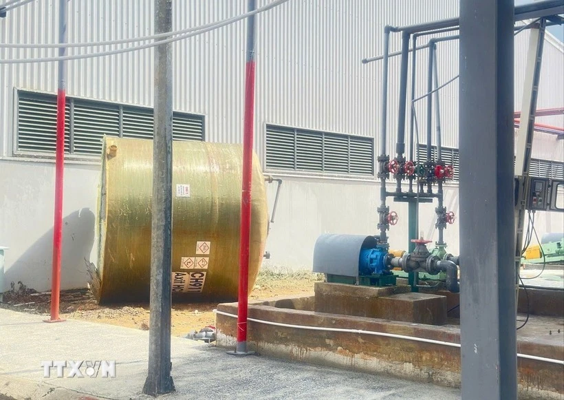 At the scene of the explosion of the hydrochloric acid (HCl) storage tank at HC Bao Lam Joint Stock Company. (Photo: Published by VNA)