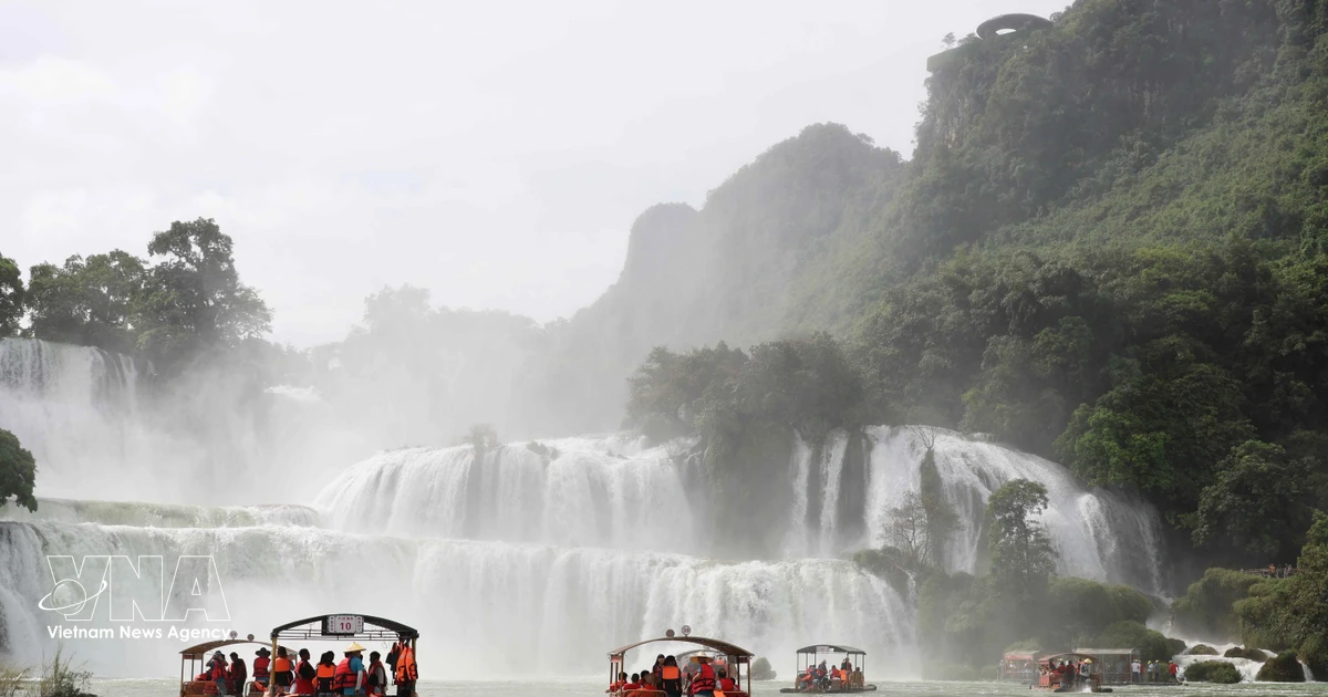 Vietnam, China step up cooperation in AI training, applications for cross-border tourism