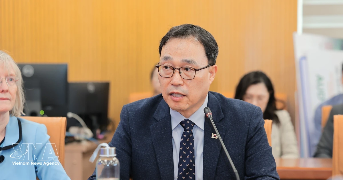 RoK President's visit to Vietnam to mark strategic leap in bilateral ties: diplomat