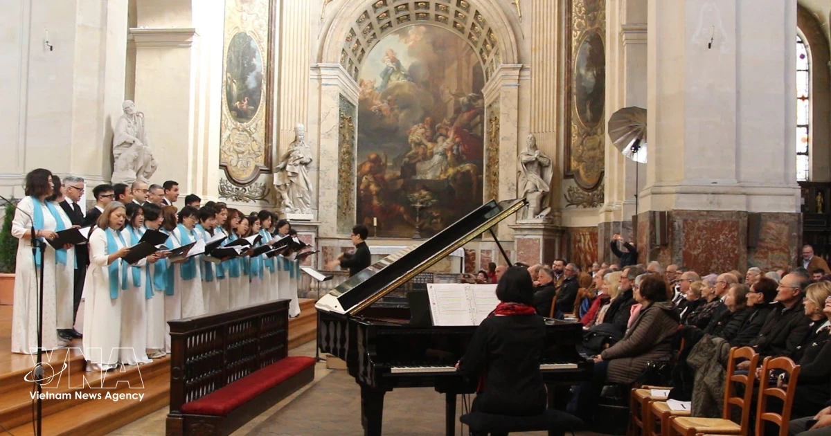 Vietnamese choir shines at 28th International Choral Festival Paris