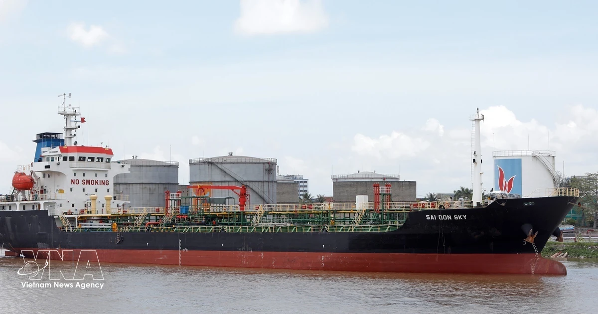 Vietnam ensures sufficient fuel supply through April amid global uncertainties