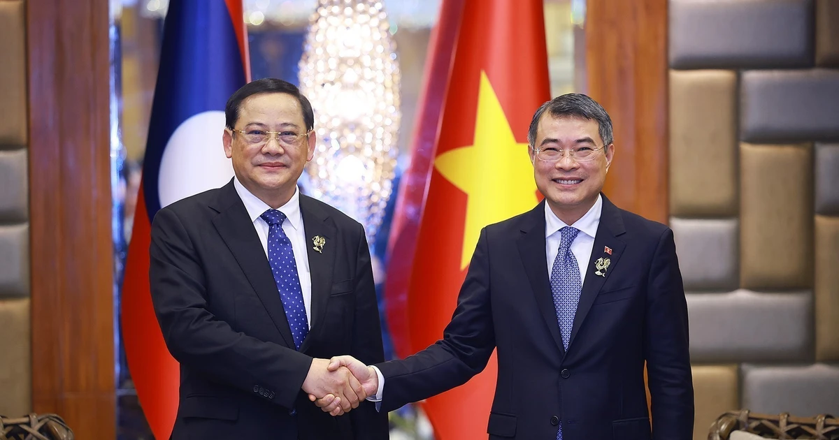 Vietnamese PM meets leaders of Laos, Malaysia, Thailand in Cebu