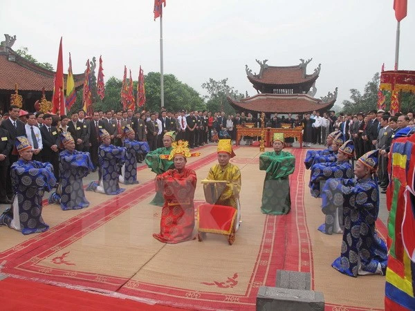 OVs commemorate nation founders