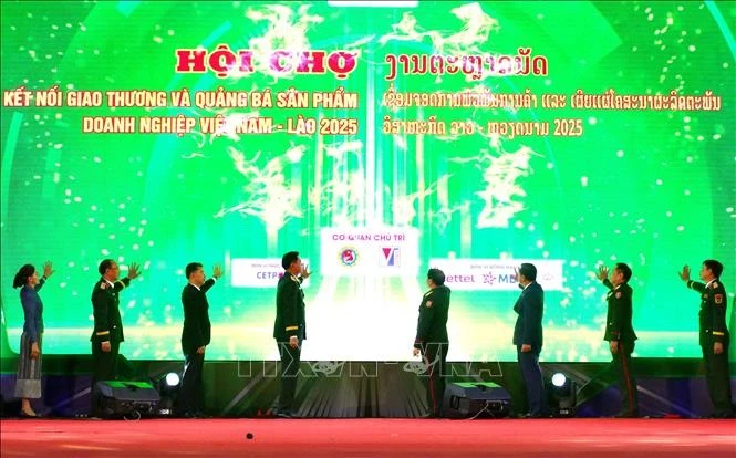 Vietnam–Lao trade fair opens up new opportunities for cooperation