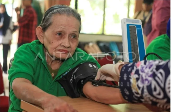 Indonesia targets 46% free health coverage by 2026