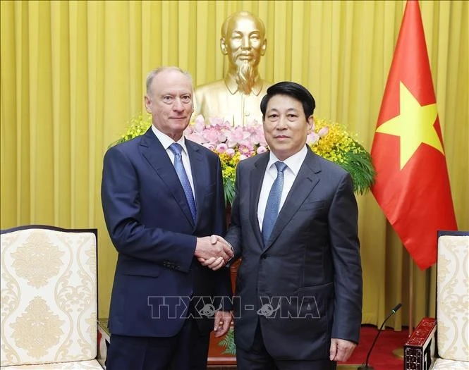 Vietnam, Russia seek stronger maritime cooperation