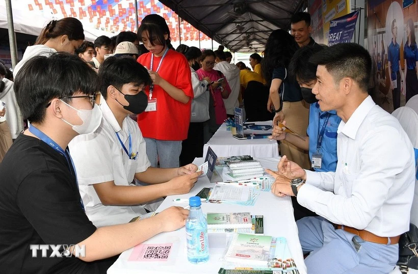 Ho Chi Minh City likely to face shortage of qualified workers in 2026