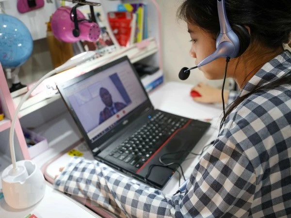 The Poor Learning Computer Computers donated to help poor students with online learning